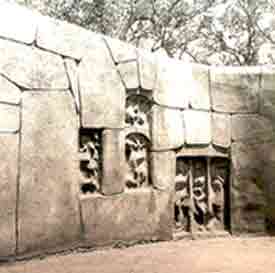 Sculptured Walls for Elephant Exhibit